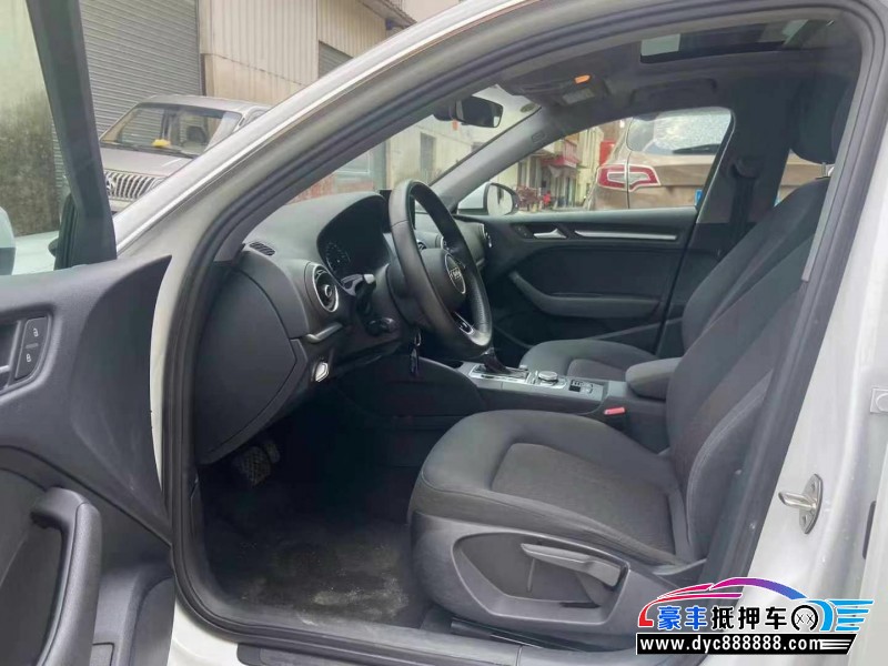 21年奥迪A3轿车抵押车出售