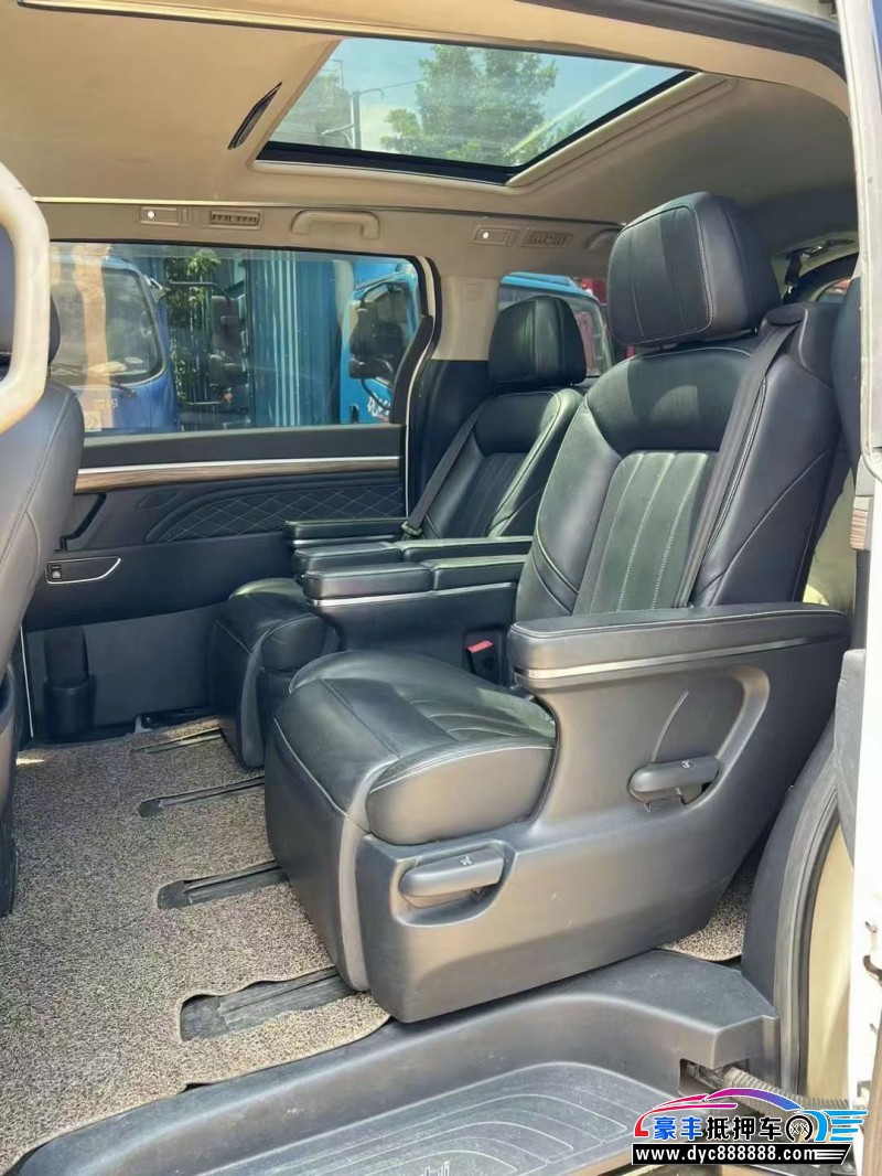 19年传祺GM8轿车抵押车出售