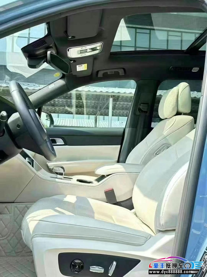 22年理想ONE轿车抵押车出售