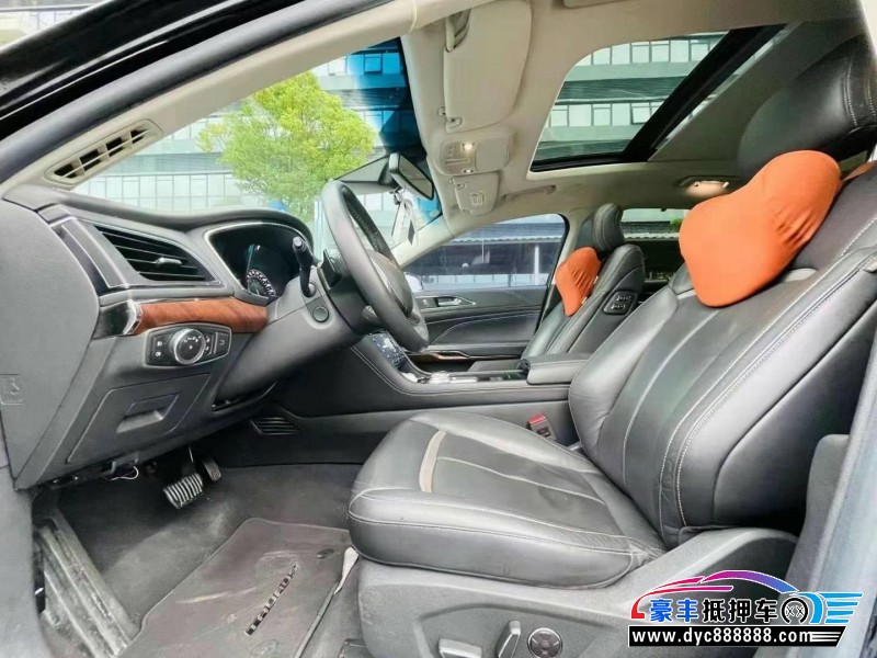 18年福特金牛座轿车抵押车出售