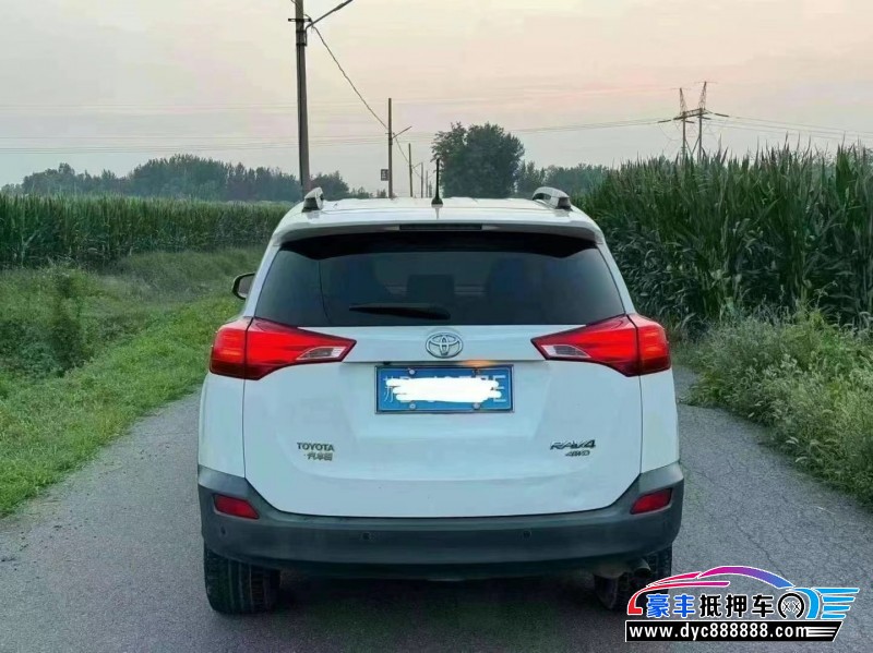 14年丰田RAV4轿车抵押车出售
