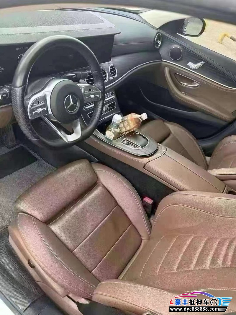 20年奔驰E轿车抵押车出售