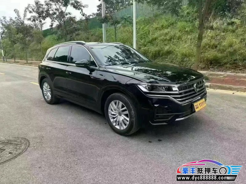 23年大众途锐轿车抵押车出售