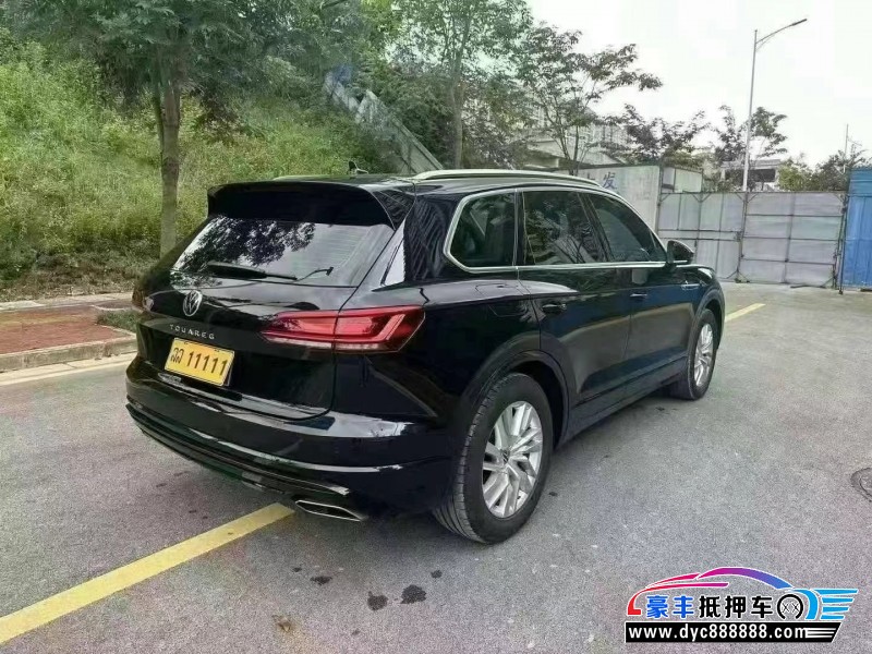 23年大众途锐轿车抵押车出售