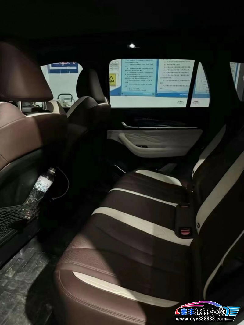 24年吉利吉利星越轿车抵押车出售