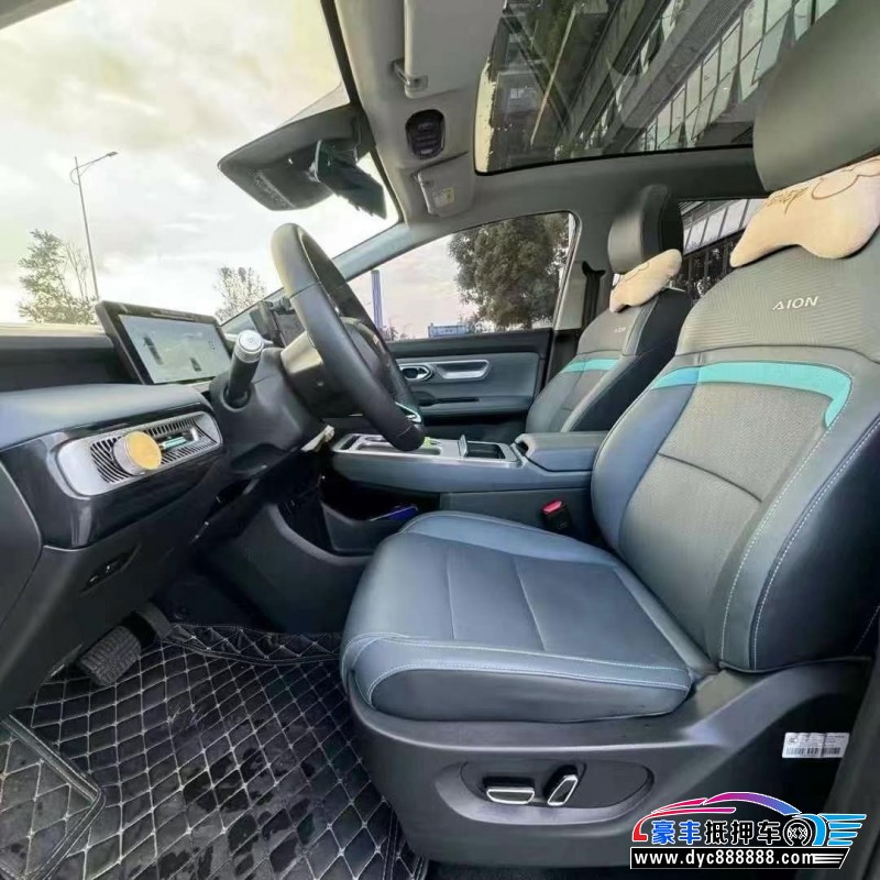 23年埃安Y70轿车抵押车出售