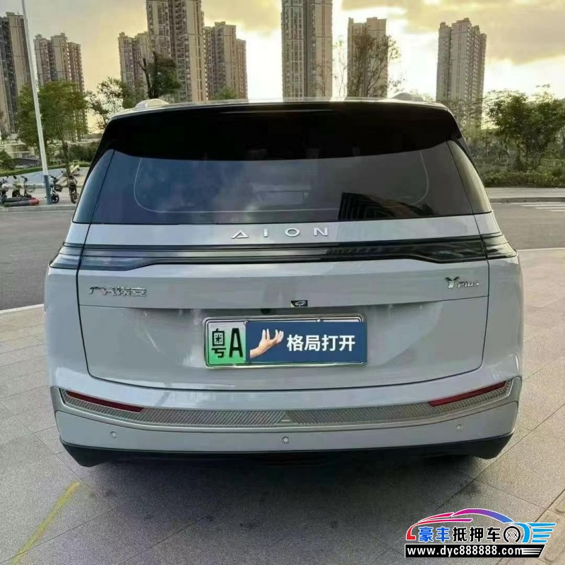 23年埃安Y70轿车抵押车出售