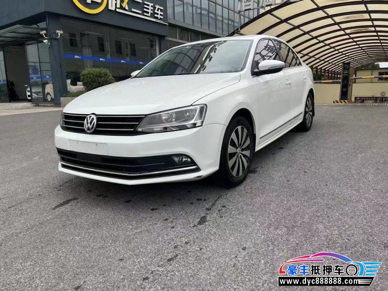 17年大众速腾轿车抵押车出售