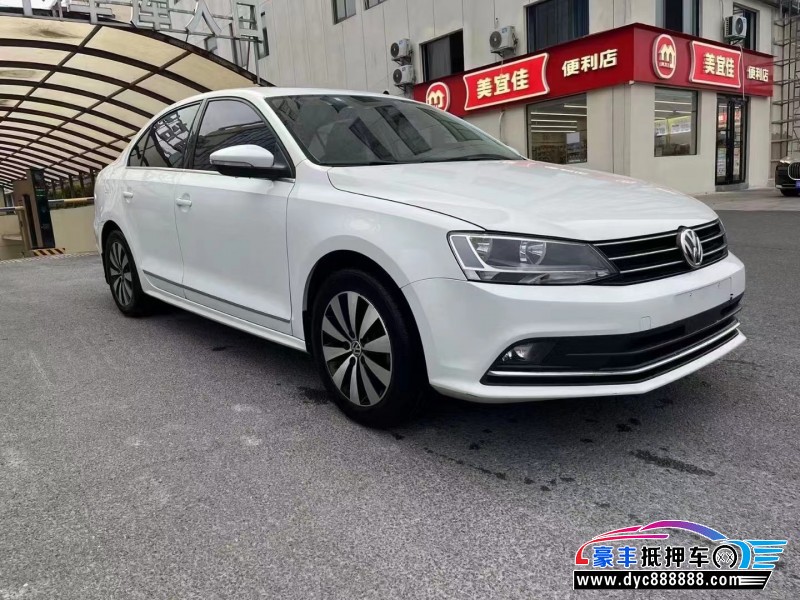 17年大众速腾轿车抵押车出售