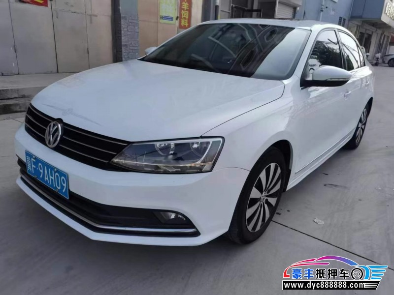 17年大众速腾轿车抵押车出售