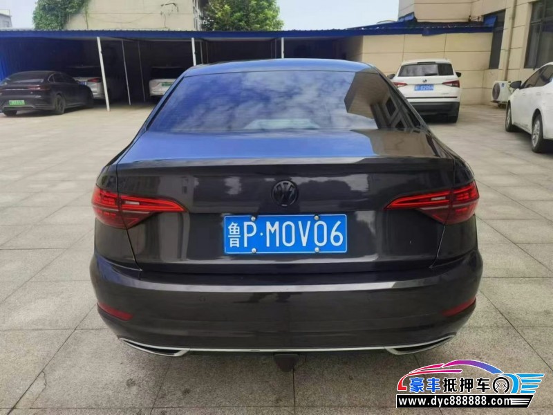 20年大众速腾轿车抵押车出售