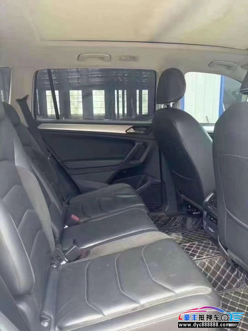 20年大众途观轿车抵押车出售