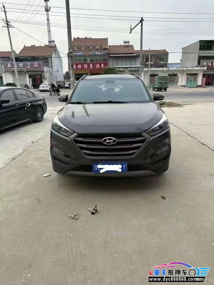 17年现代途胜轿车抵押车出售