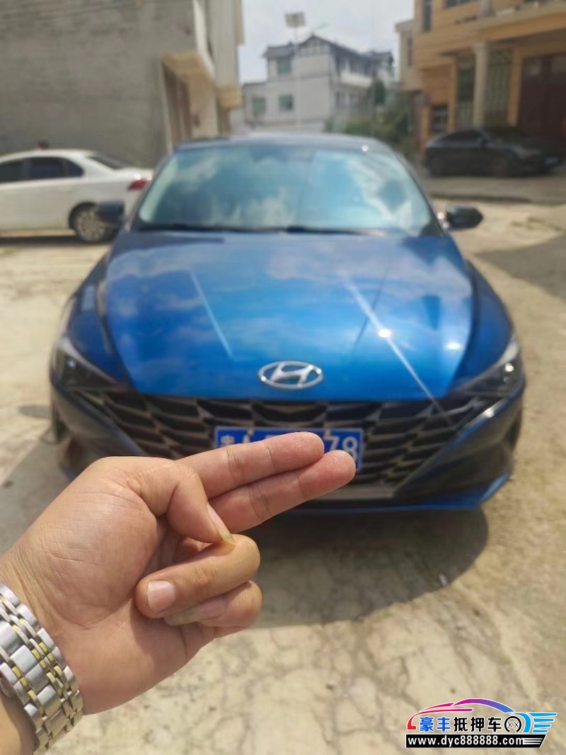21年现代伊兰特轿车抵押车出售