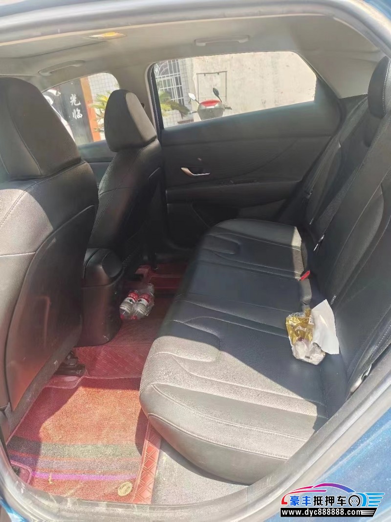 21年现代伊兰特轿车抵押车出售