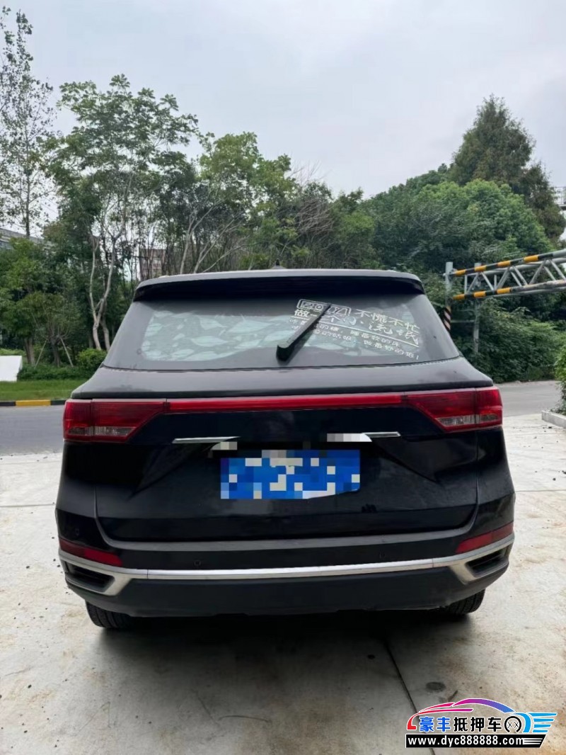 18年众泰T500轿车抵押车出售