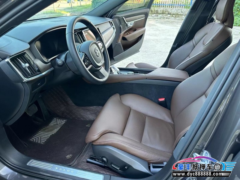 23年沃尔沃S90轿车抵押车出售