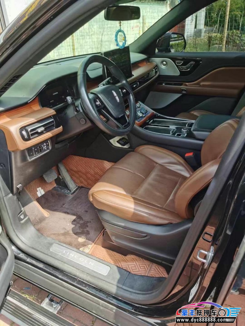 21年林肯飞行家轿车抵押车出售