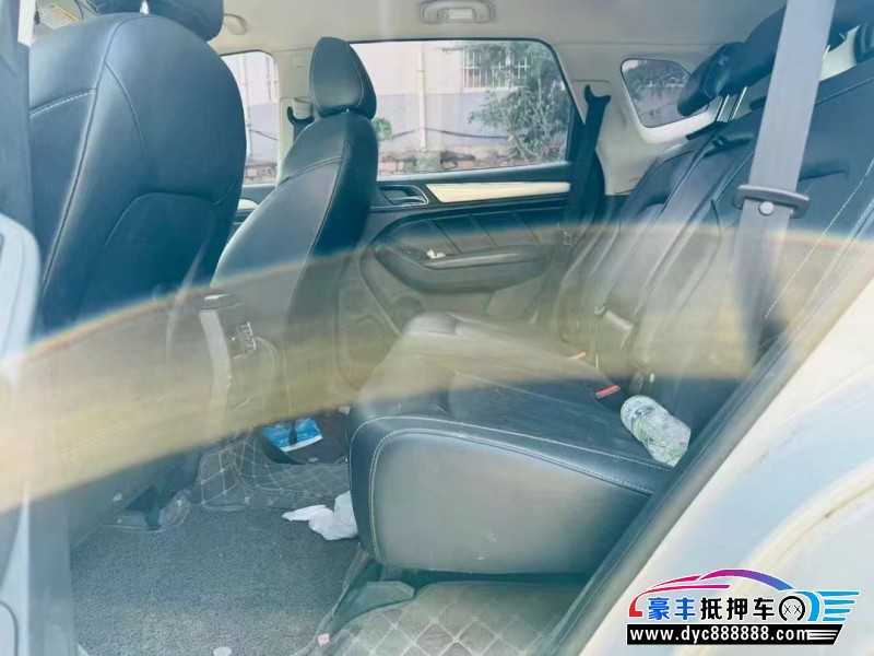 17年荣威RX5轿车抵押车出售