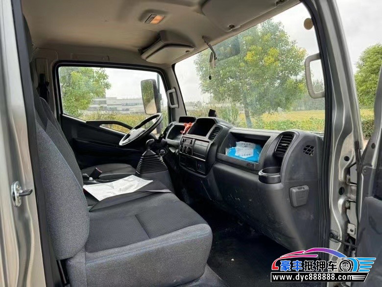 23年东风多利卡轿车抵押车出售