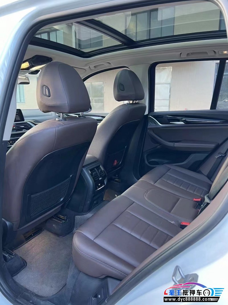 19年宝马X3轿车抵押车出售