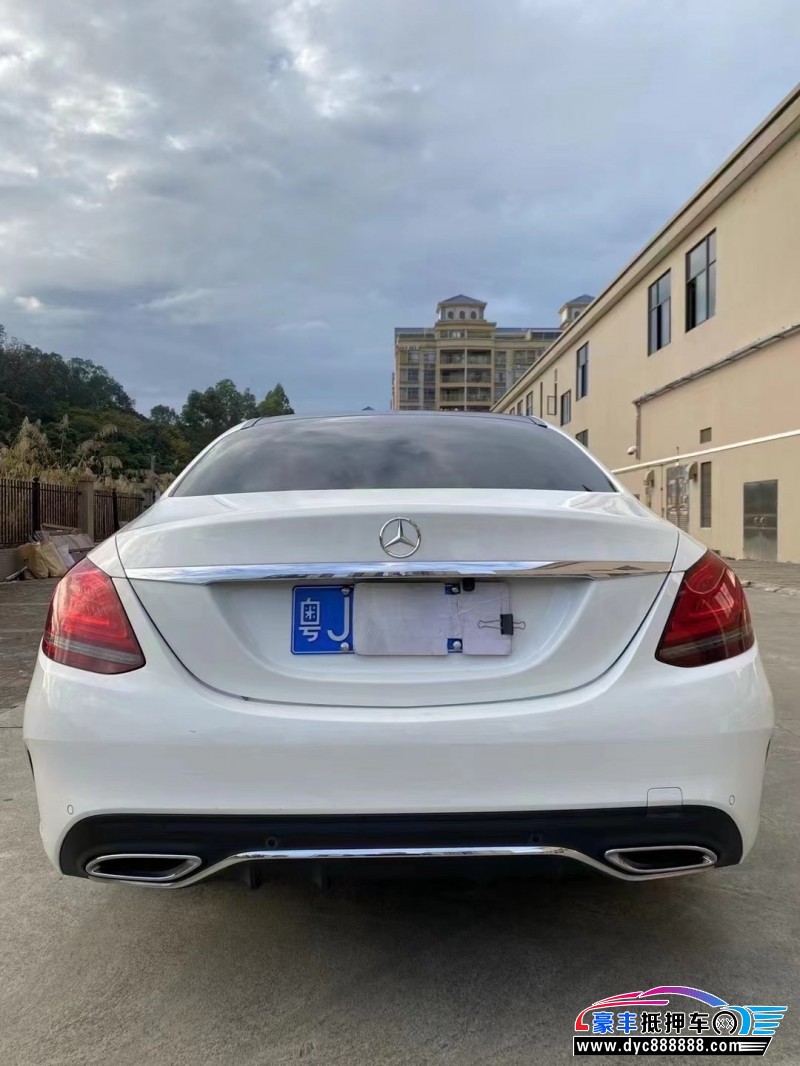 20年奔驰C轿车抵押车出售