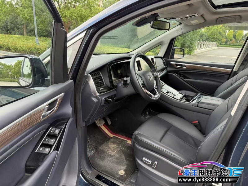 22年传祺M8轿车抵押车出售