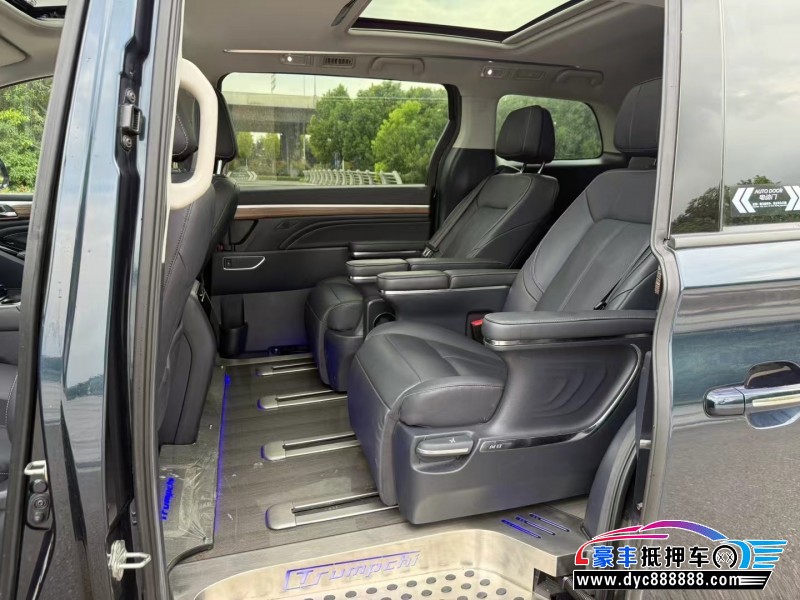 22年传祺M8轿车抵押车出售