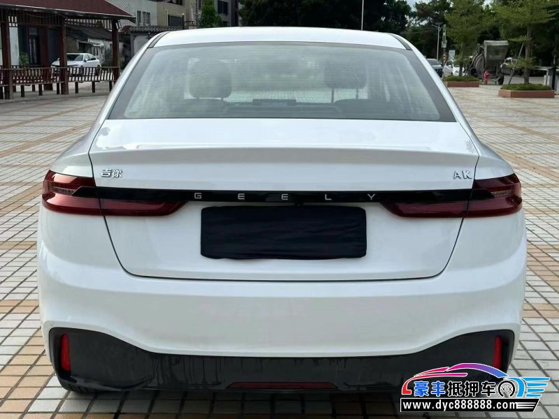 24年吉利几何轿车抵押车出售