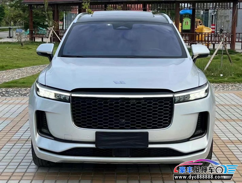 21年理想ONE轿车抵押车出售