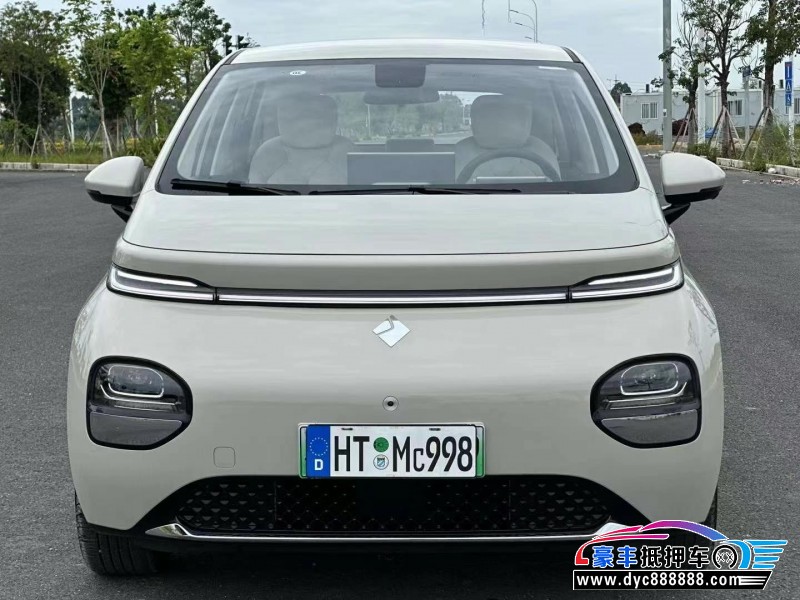 24年宝骏云朵轿车抵押车出售