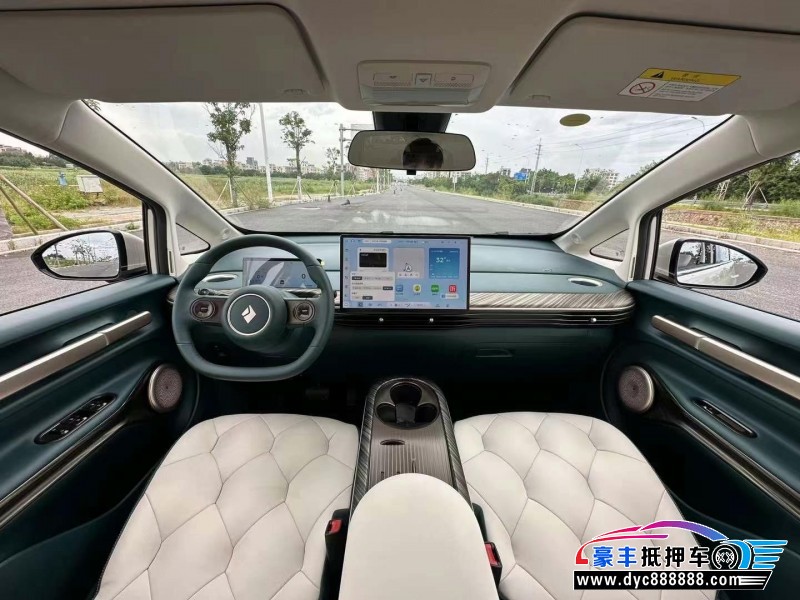 24年宝骏云朵轿车抵押车出售