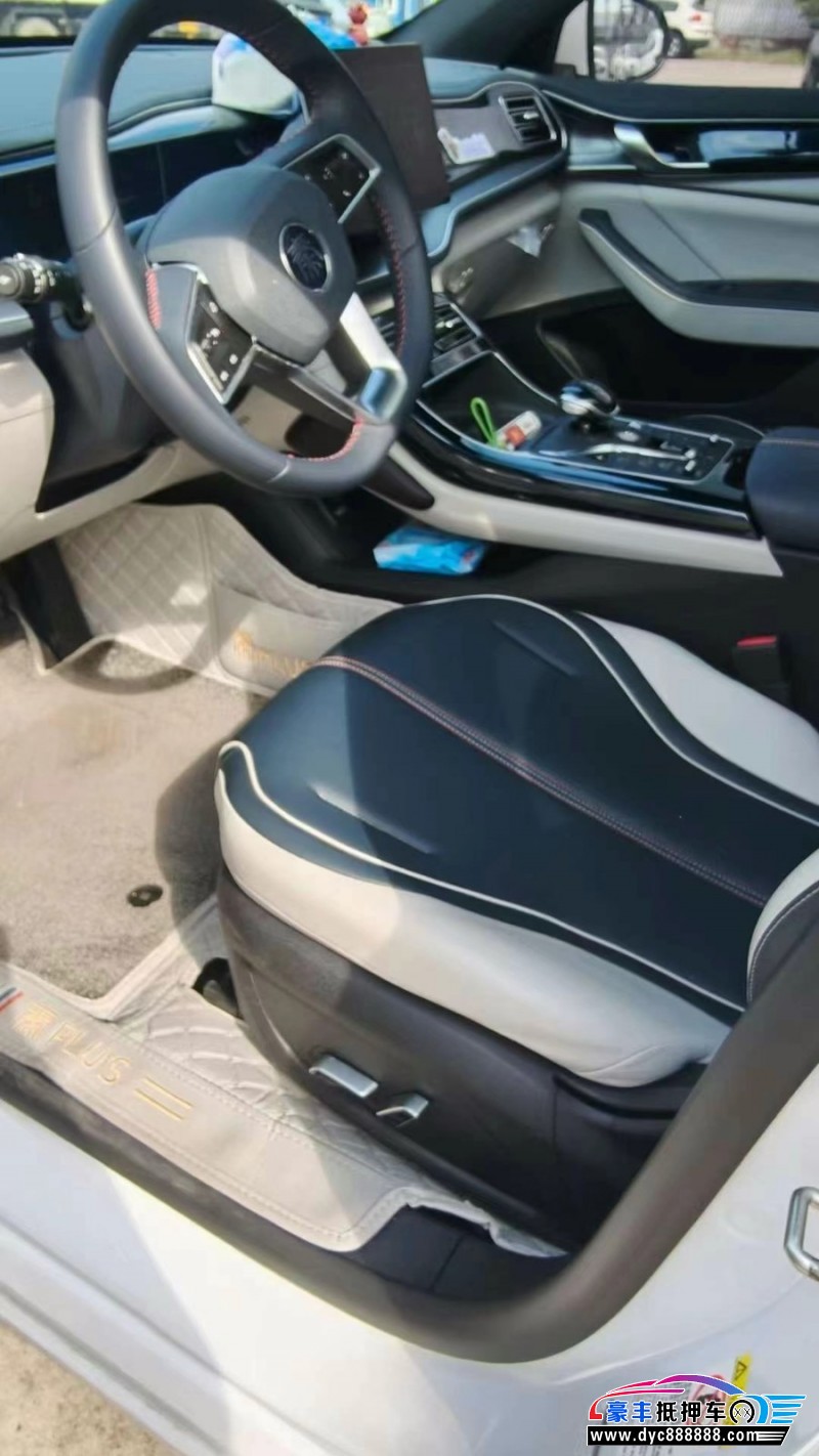 22年比亚迪秦轿车抵押车出售