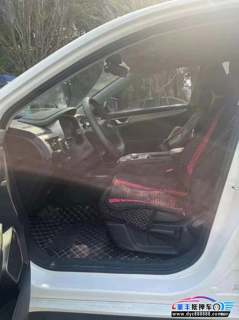 24年吉利帝豪EV轿车抵押车出售