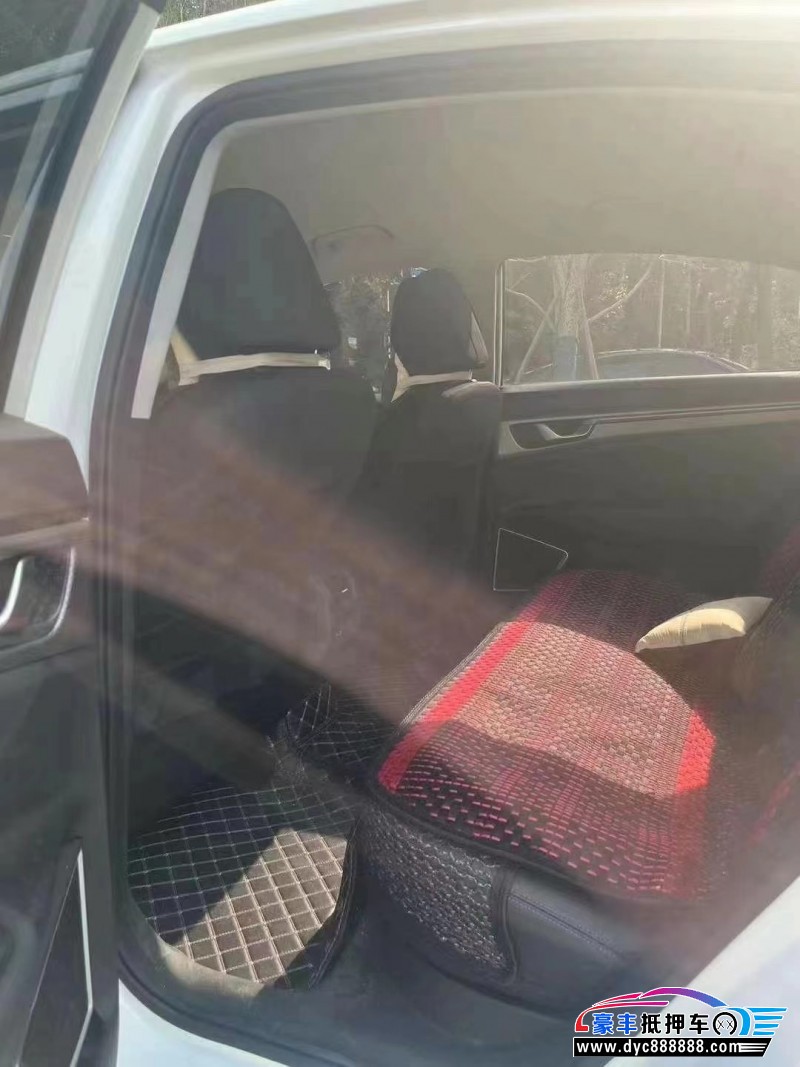 24年吉利帝豪EV轿车抵押车出售