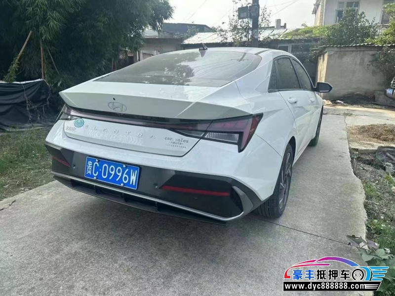 23年现代伊兰特轿车抵押车出售
