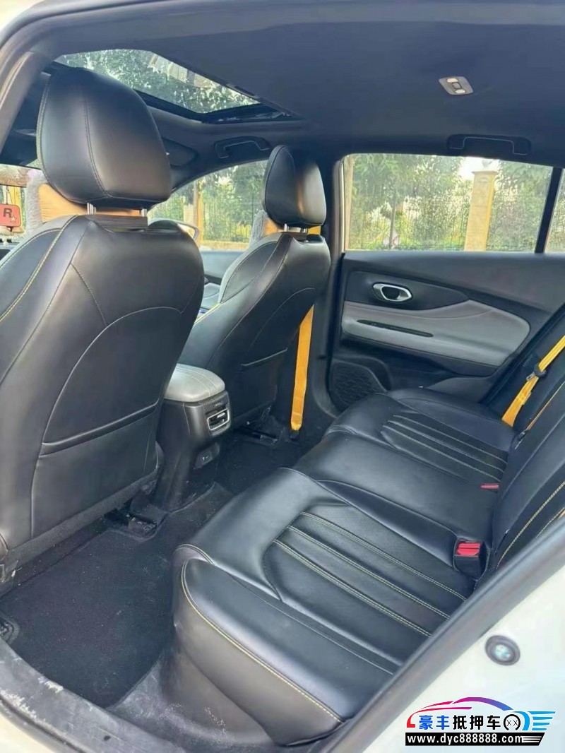 23年传祺影豹轿车抵押车出售