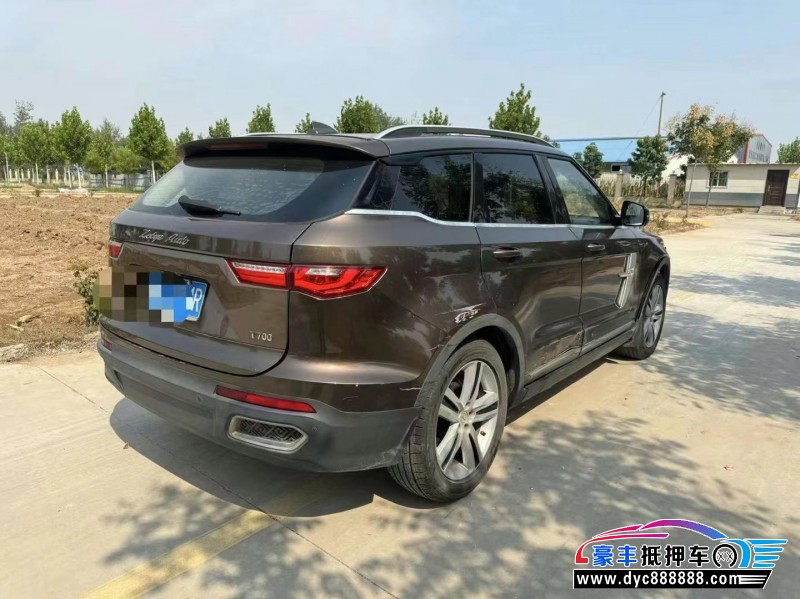 17年众泰T700轿车抵押车出售