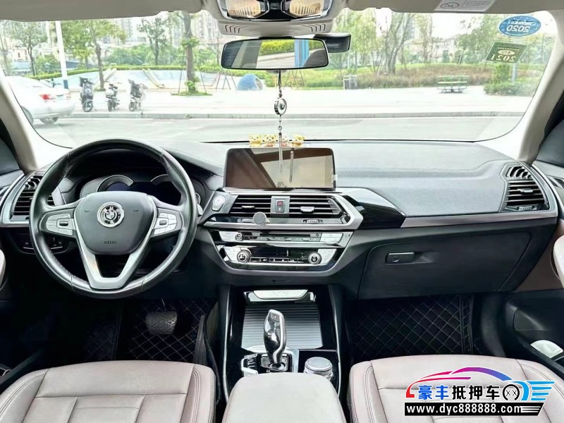 19年宝马X3轿车抵押车出售