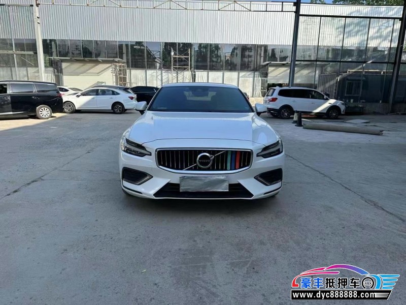 22年沃尔沃S60轿车抵押车出售