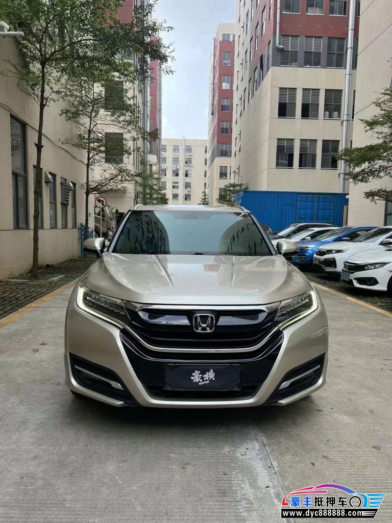 18年本田UR-V轿车抵押车出售