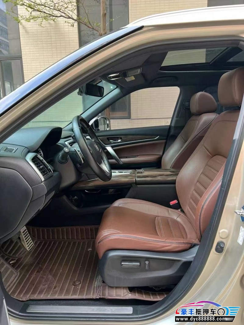 18年本田UR-V轿车抵押车出售