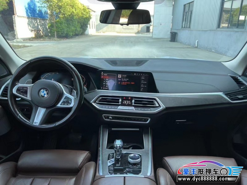 19年宝马X5轿车抵押车出售