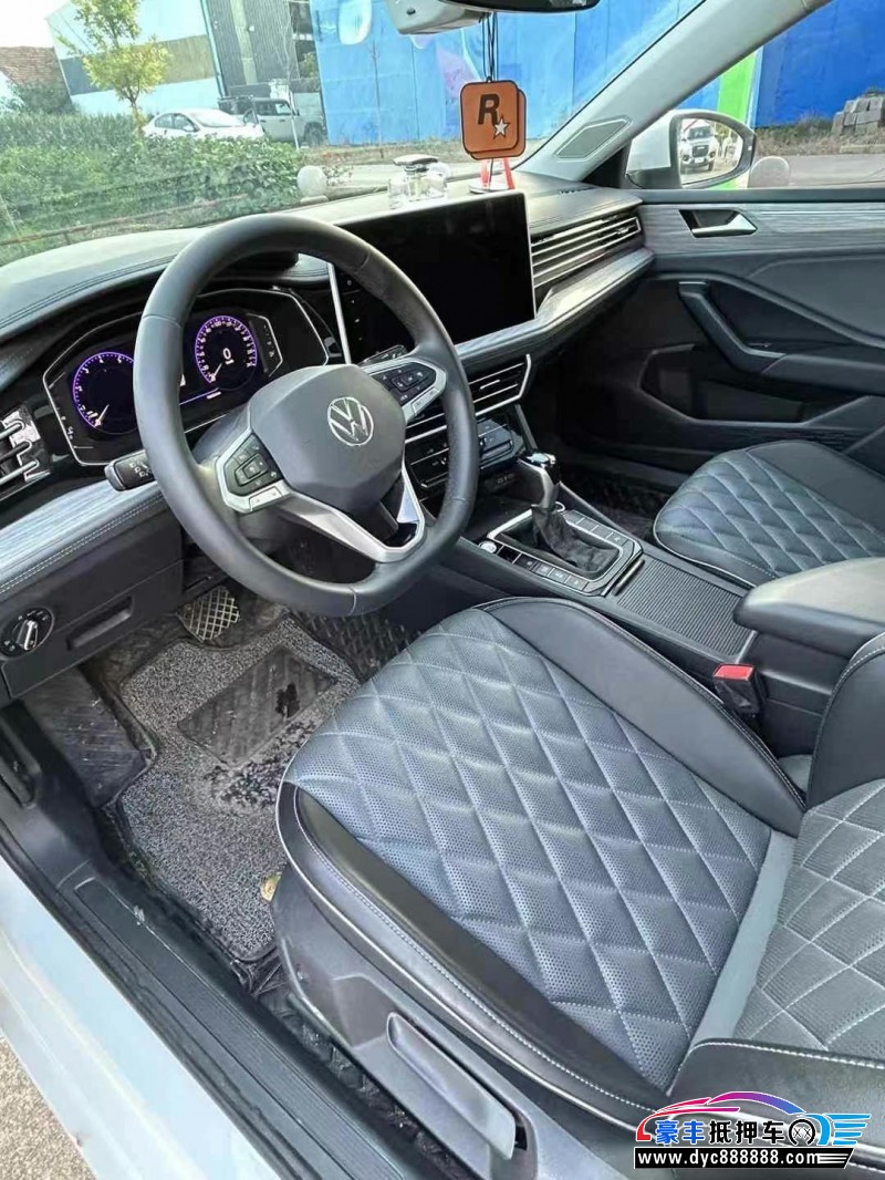 22年大众速腾轿车抵押车出售