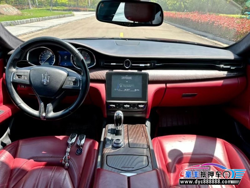 18年玛莎拉蒂总裁轿车抵押车出售
