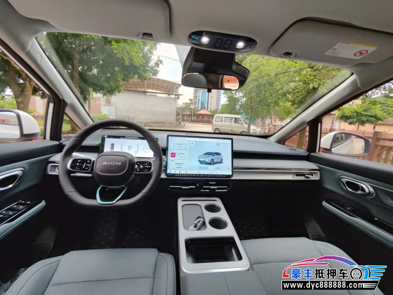 24年埃安Y80轿车抵押车出售