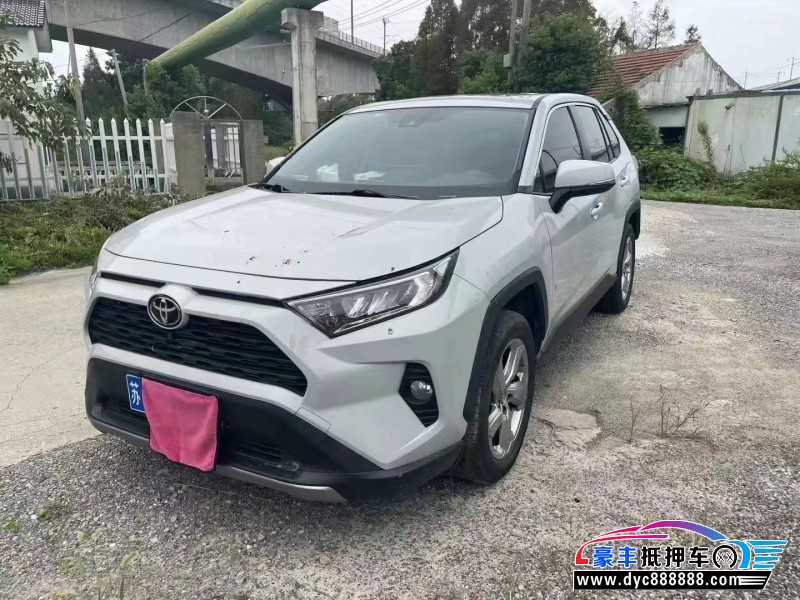 20年丰田RAV4轿车抵押车出售