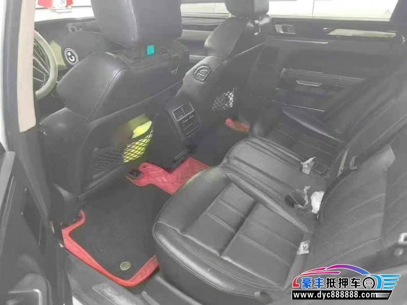 18年众泰T700轿车抵押车出售