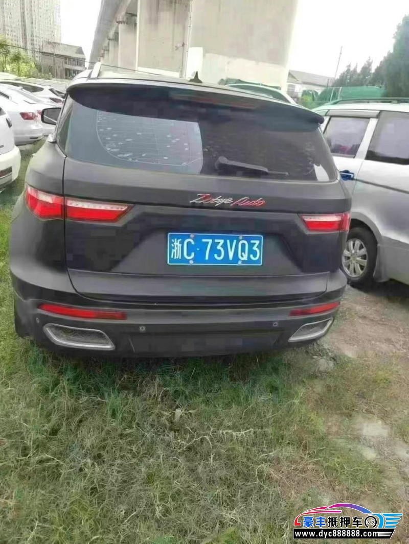 18年众泰T700轿车抵押车出售