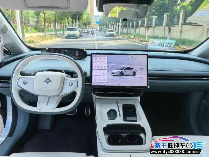 24年埃安昊铂轿车抵押车出售